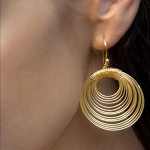Myra bag Egyptian layers hoop earrings